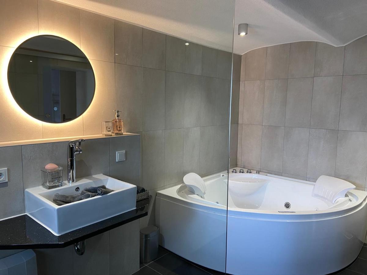 Luxus Ferienwohnung Mit Whirlpool Runkel ภายนอก รูปภาพ
